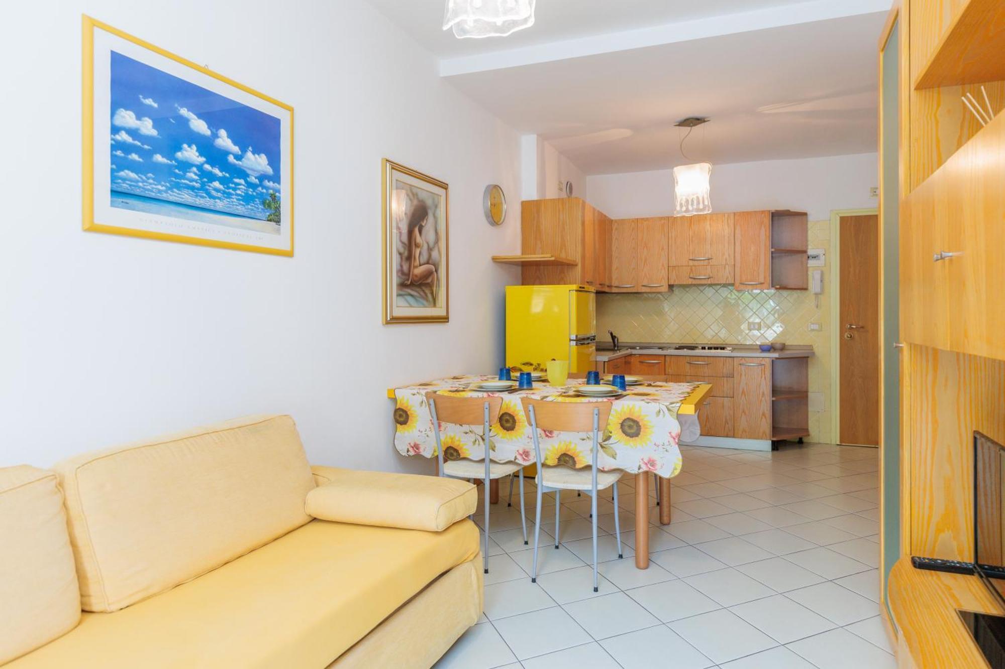 Jesolo Beach! Fronte Mare - Piscina Park E Posto Spiaggia Inclusi Zewnętrze zdjęcie