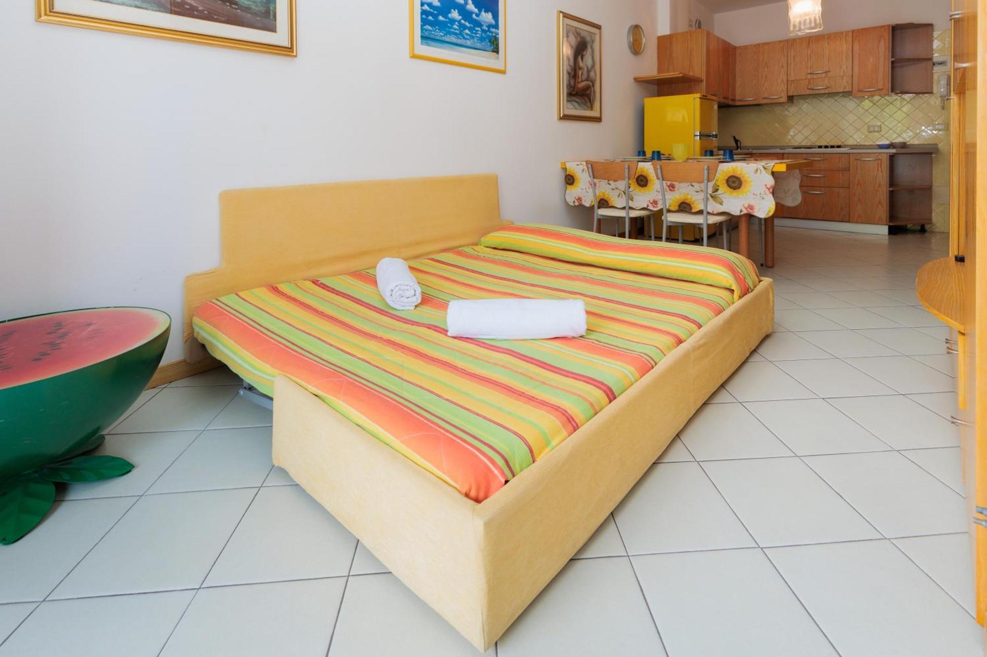Jesolo Beach! Fronte Mare - Piscina Park E Posto Spiaggia Inclusi Zewnętrze zdjęcie